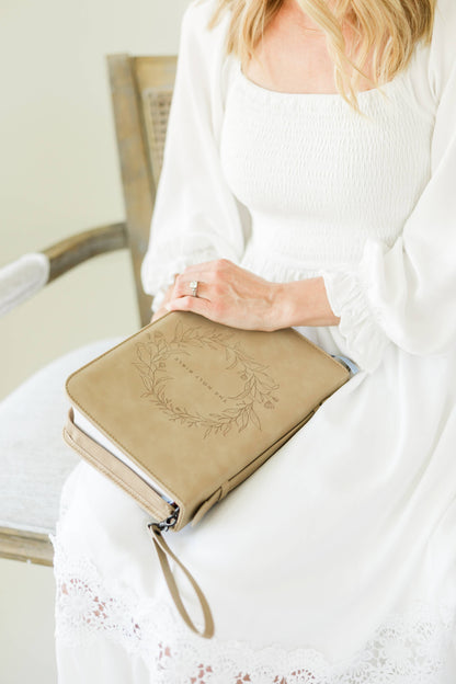 Wreath Bible Cover/Case