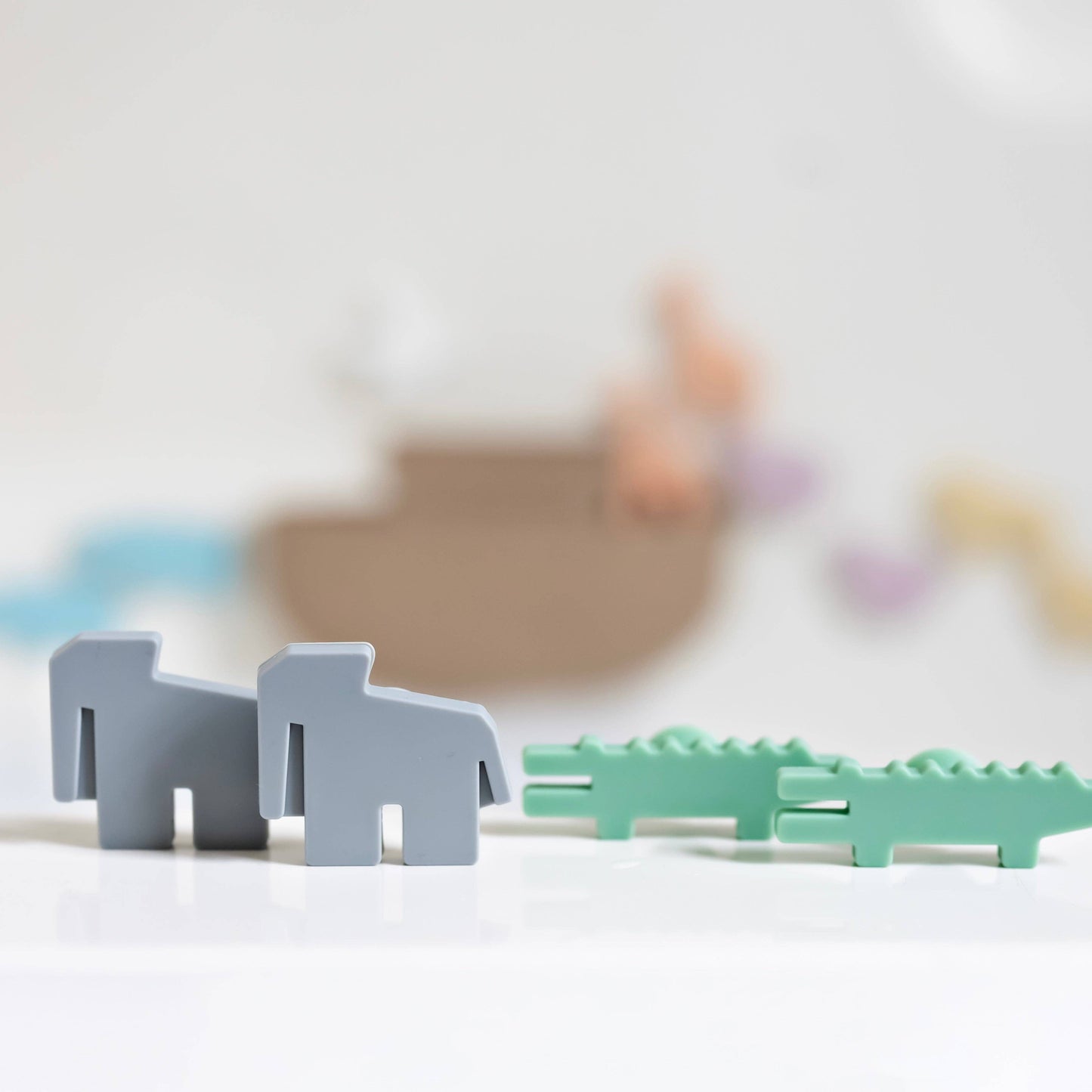 Noah’s Ark Suction Toy