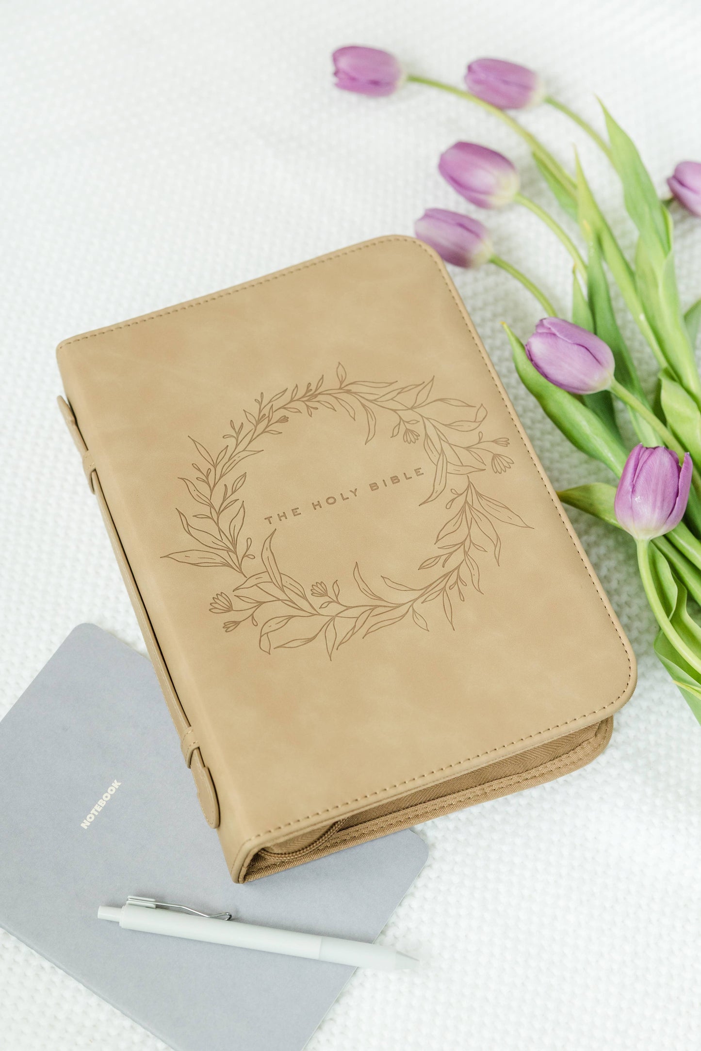 Wreath Bible Cover/Case