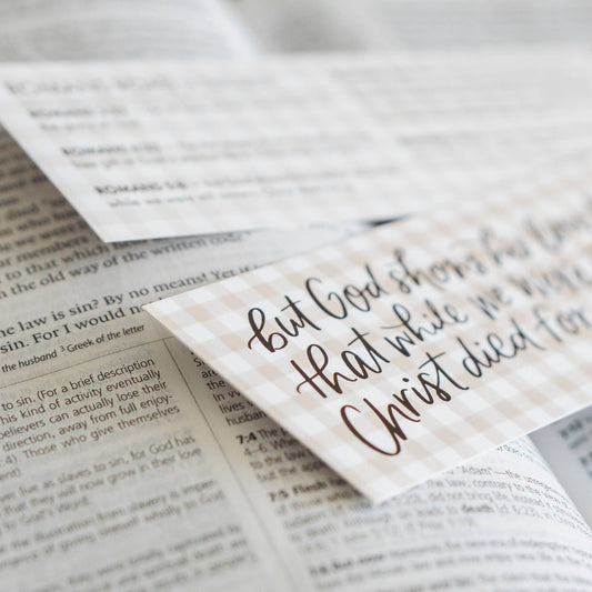 Romans 5:8 / Romans Road Bookmark