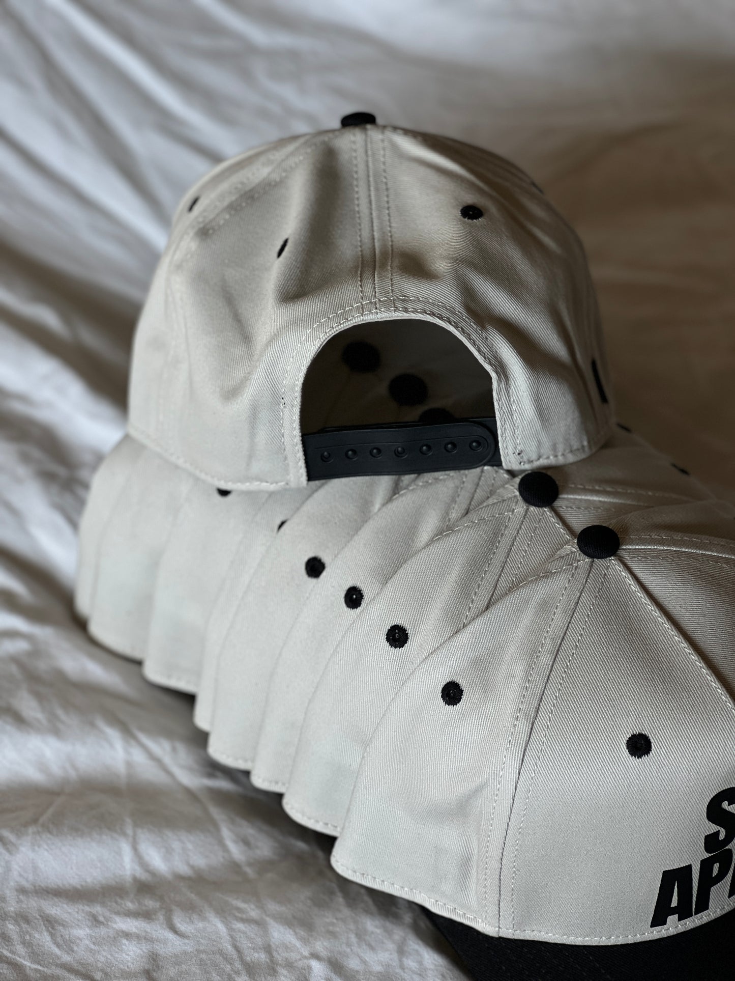 SNAPBACK HAT