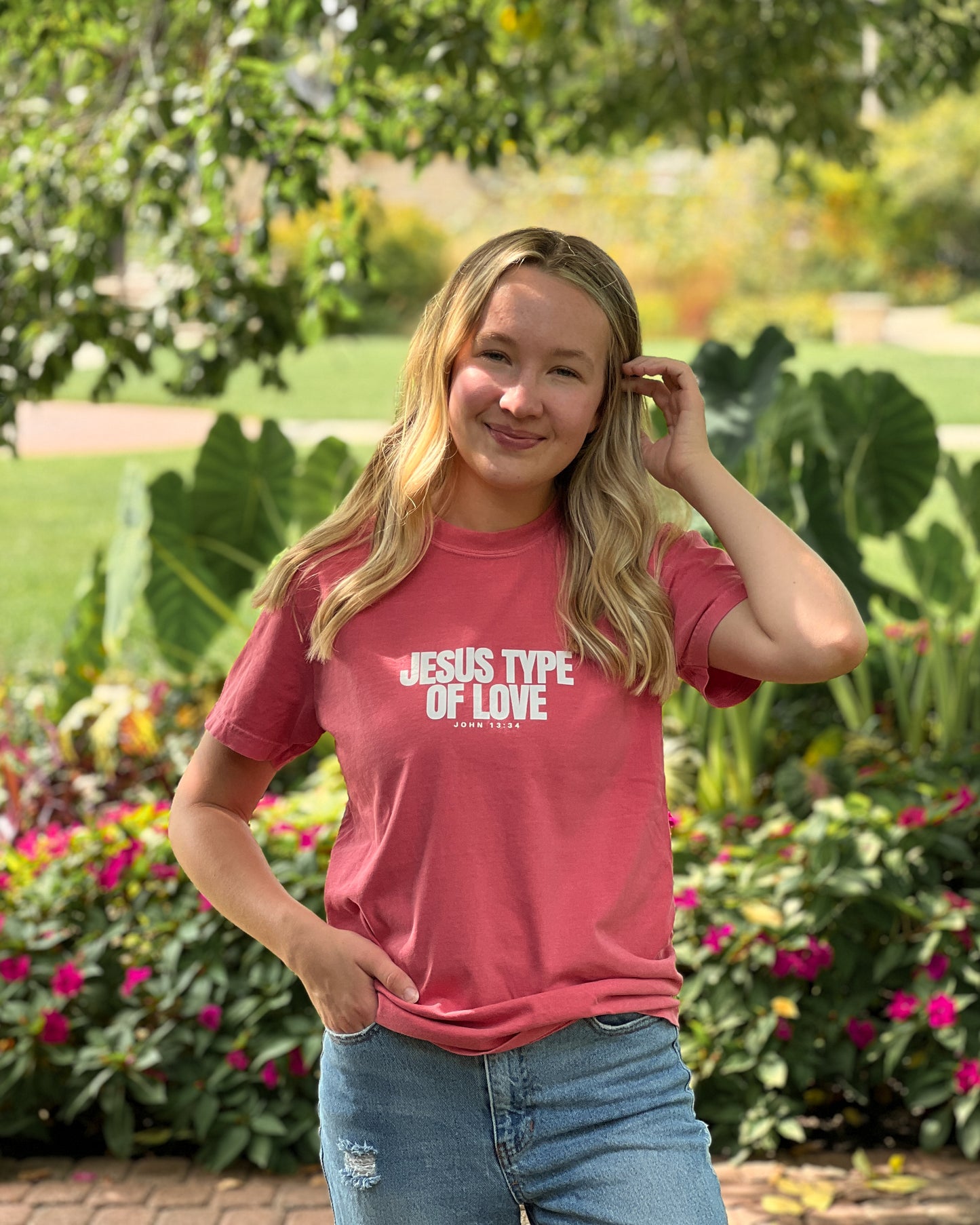LOVE LIKE JESUS TEE