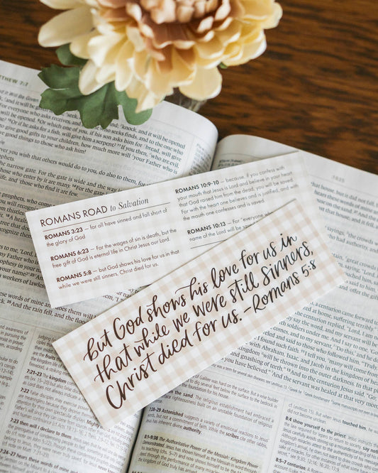 Romans 5:8 / Romans Road Bookmark
